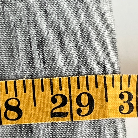 Superdry Sport Men's Gray Black Crewneck Sweatshirt Colorblock Warm Comfortable - Picture 10 of 10